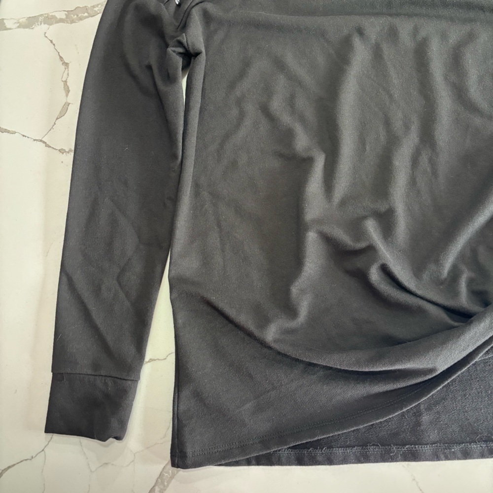 Rock & Republic Women’s Black Studded Twist Knot Hem Sweatshirt Top Size Small - Picture 6 of 15